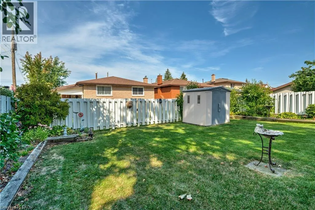 302 HIGHRIDGE Avenue