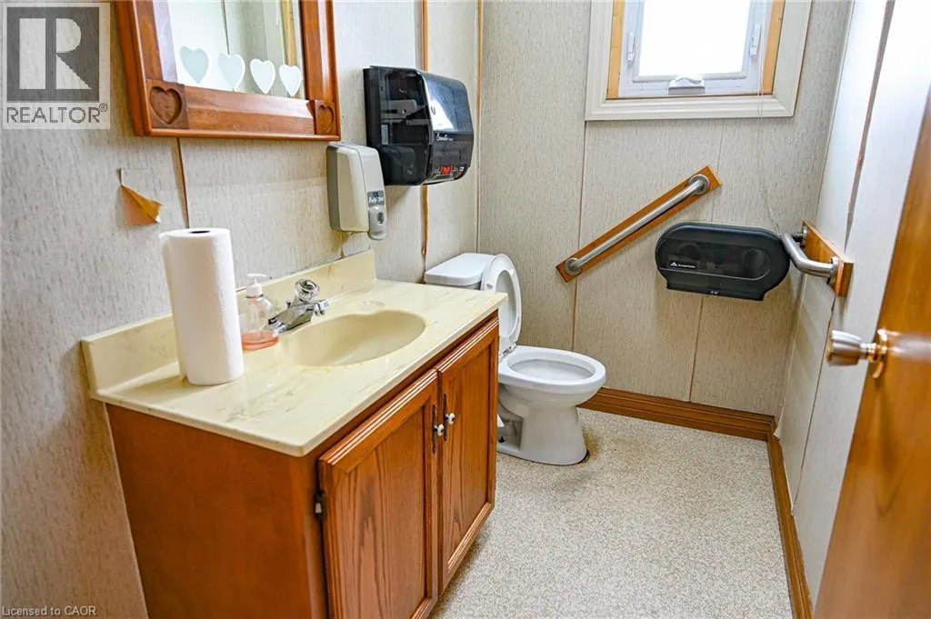 19 RIDOUT Street W