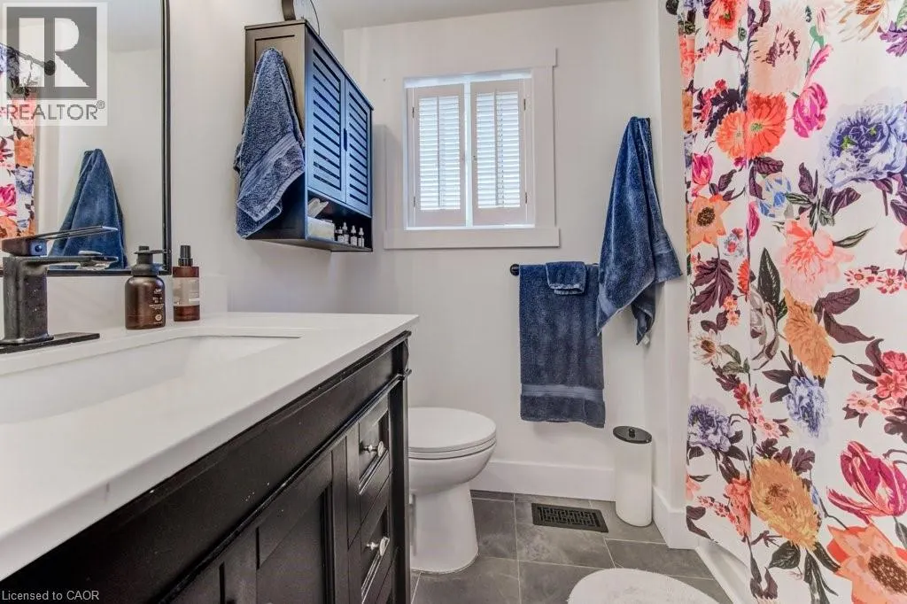122 KOVAC Road Unit# Upper, #Upper