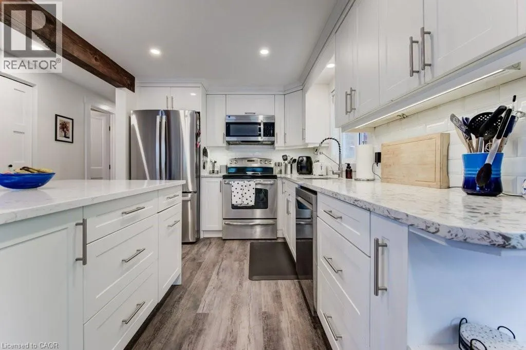 122 KOVAC Road Unit# Upper, #Upper