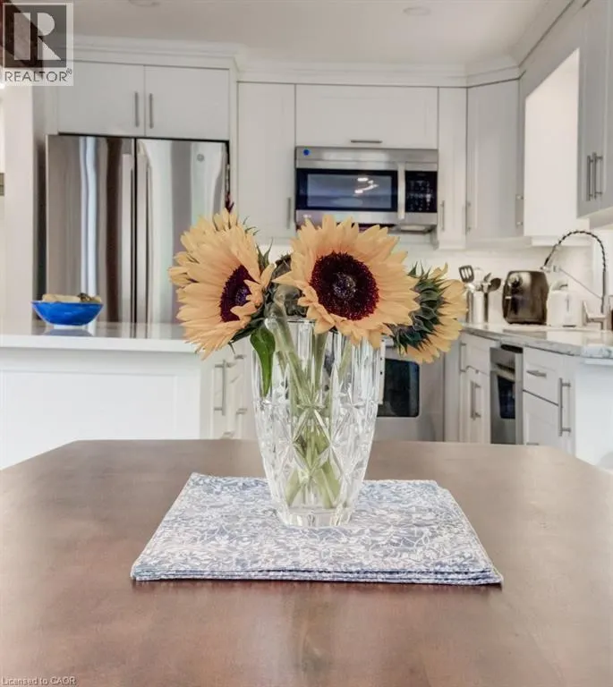 122 KOVAC Road Unit# Upper, #Upper