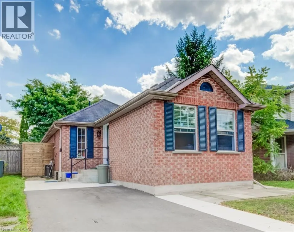 122 KOVAC Road Unit# Upper, #Upper