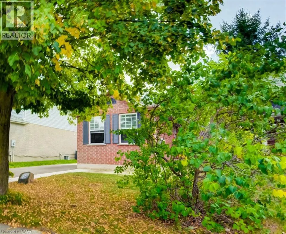 122 KOVAC Road Unit# Upper, #Upper