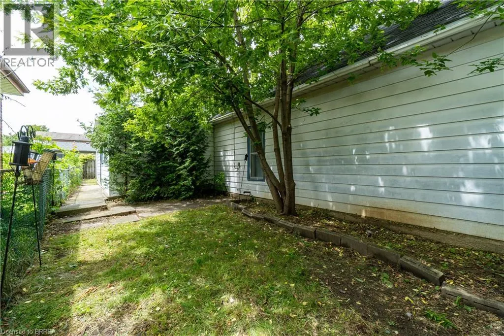 284 RAWDON Street
