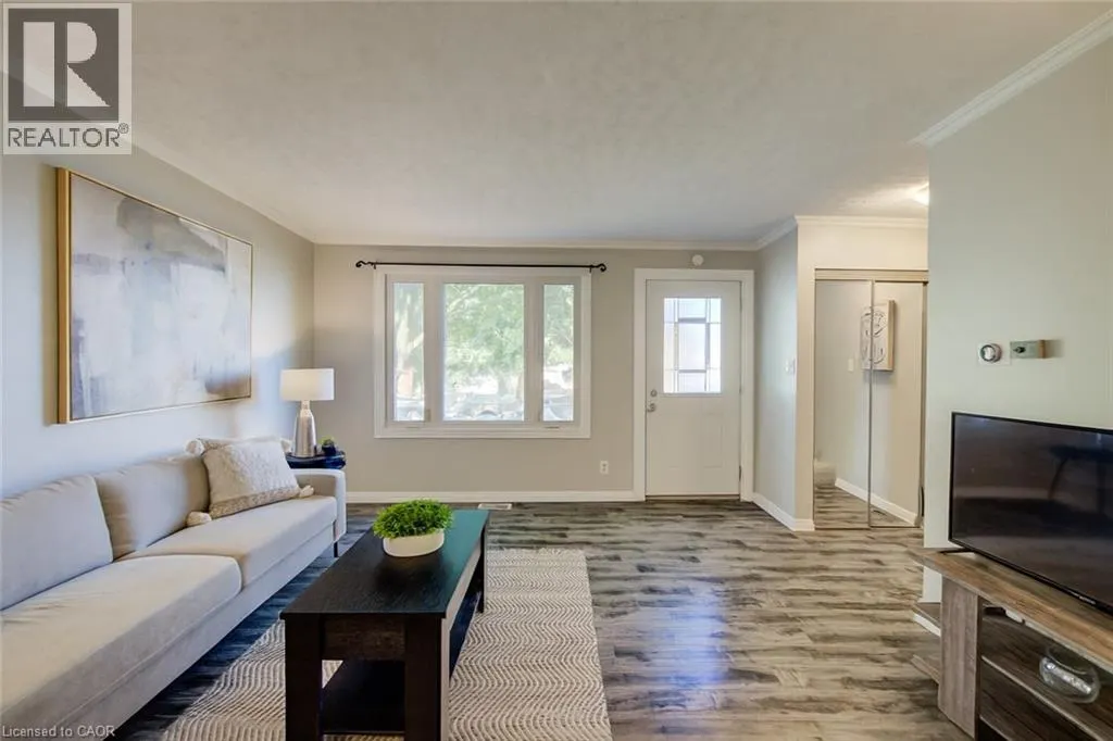 808 WALTER Street Unit# B, #B