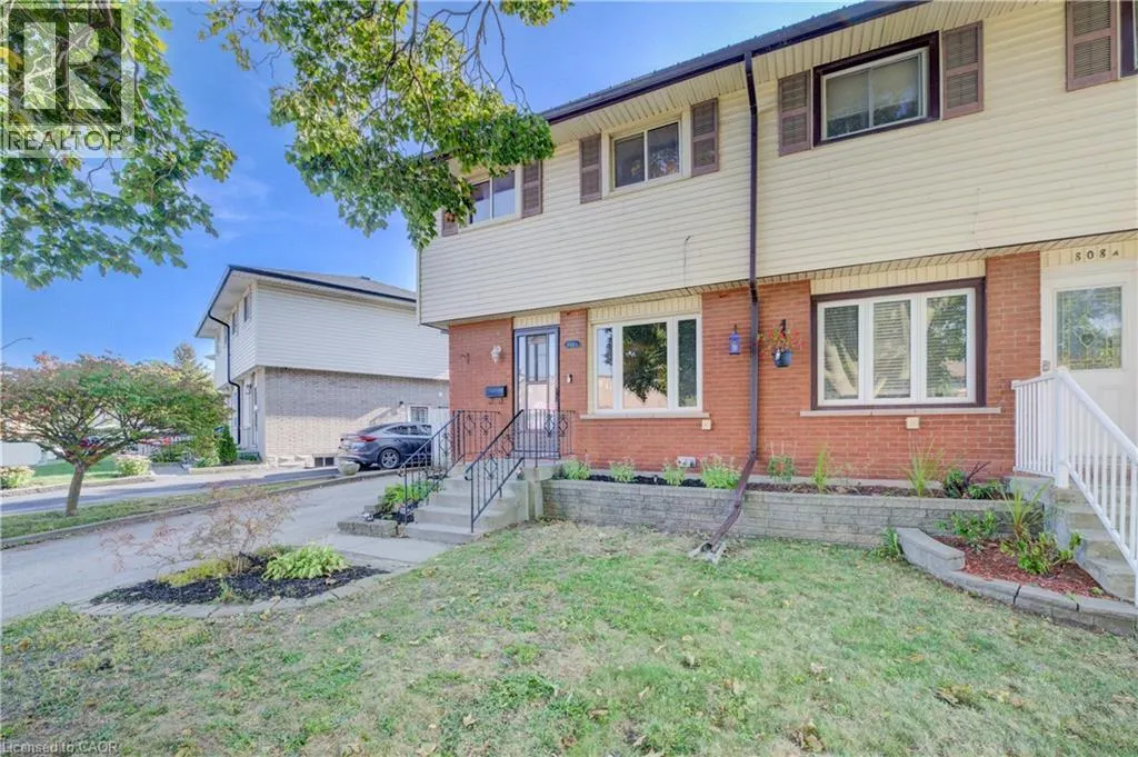 808 WALTER Street Unit# B, #B