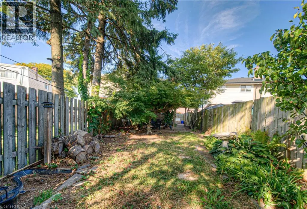 808 WALTER Street Unit# B, #B