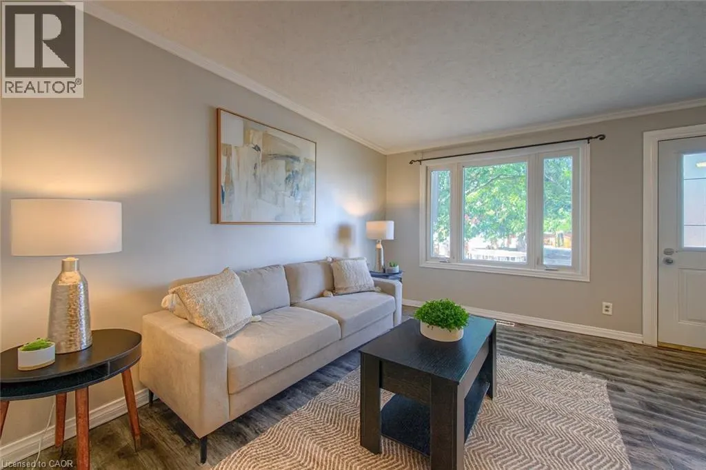 808 WALTER Street Unit# B, #B