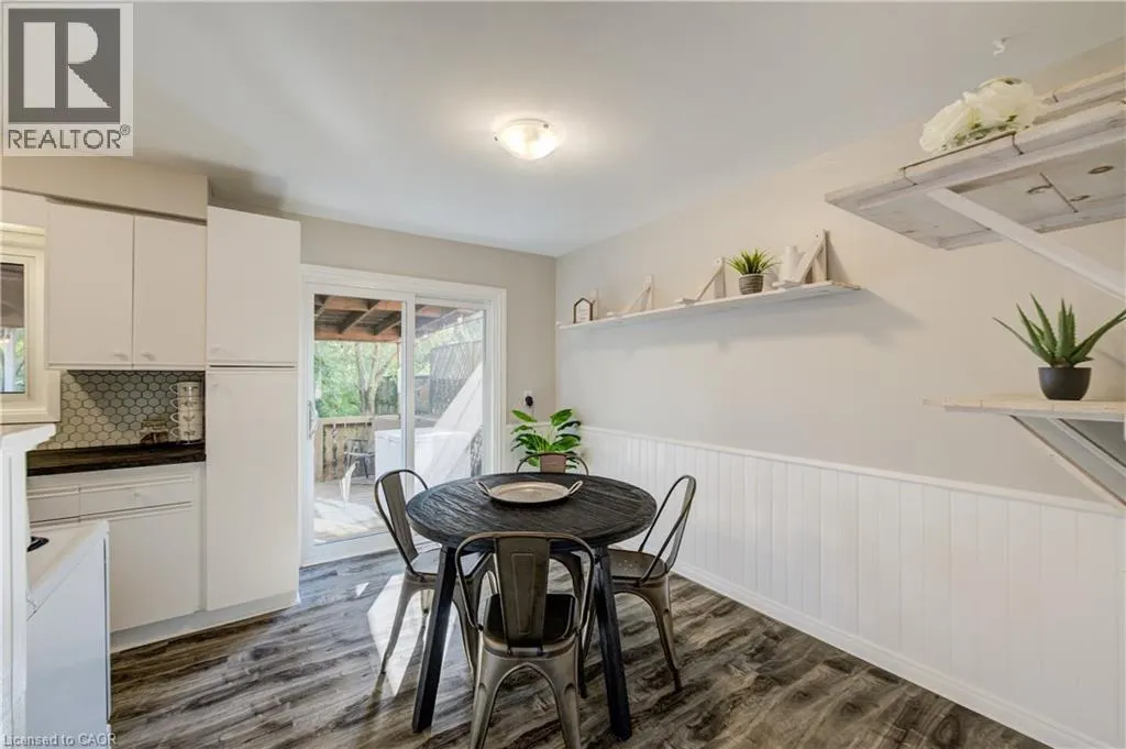 808 WALTER Street Unit# B, #B
