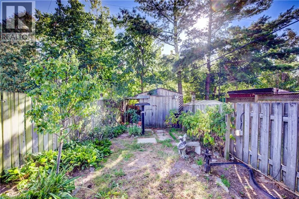 808 WALTER Street Unit# B, #B