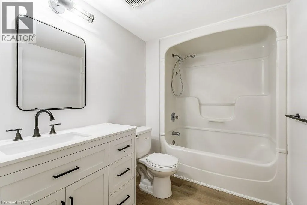 2020 CLEAVER Avenue Unit# 107, #107
