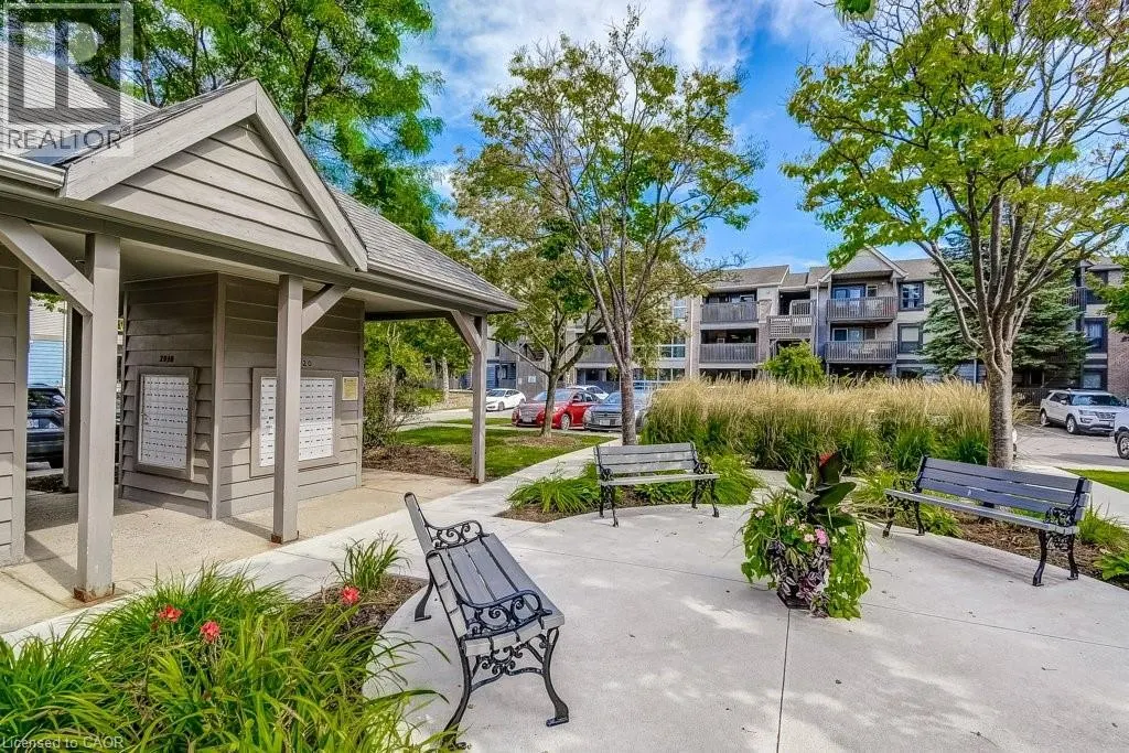 2020 CLEAVER Avenue Unit# 107, #107