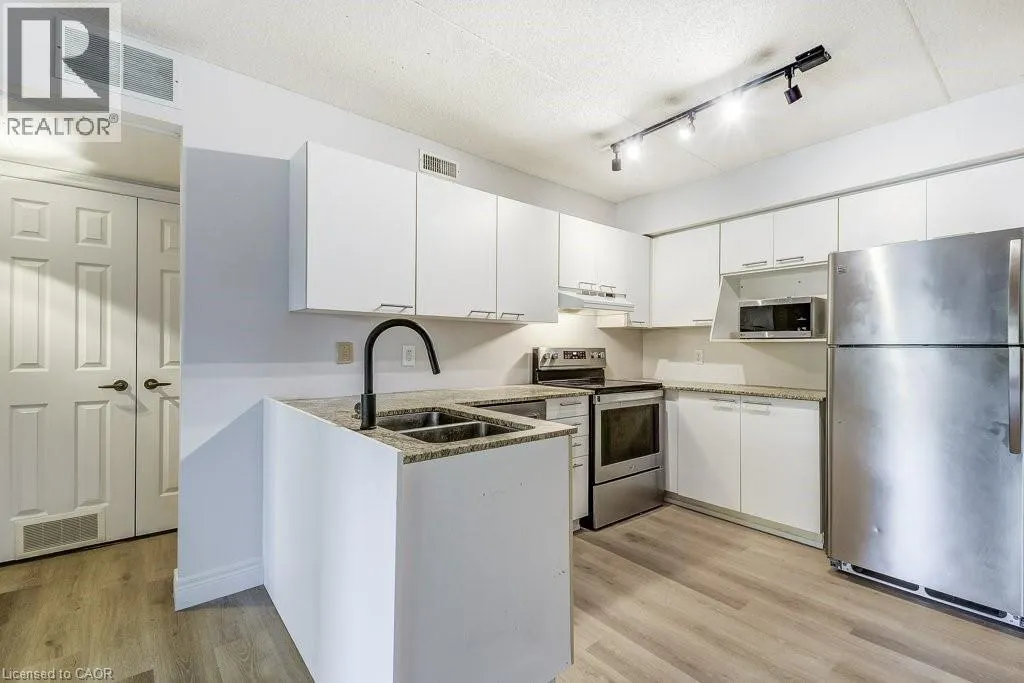 2020 CLEAVER Avenue Unit# 107, #107