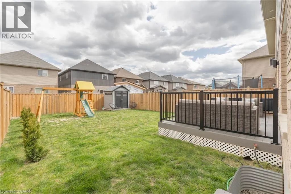 89 KEYSTONE Crescent