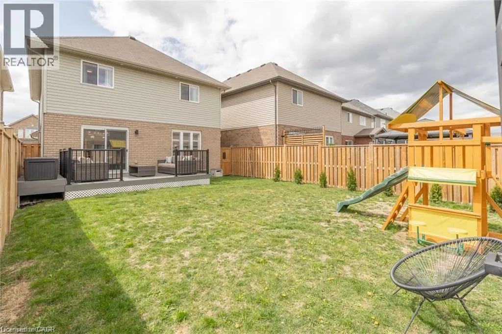 89 KEYSTONE Crescent