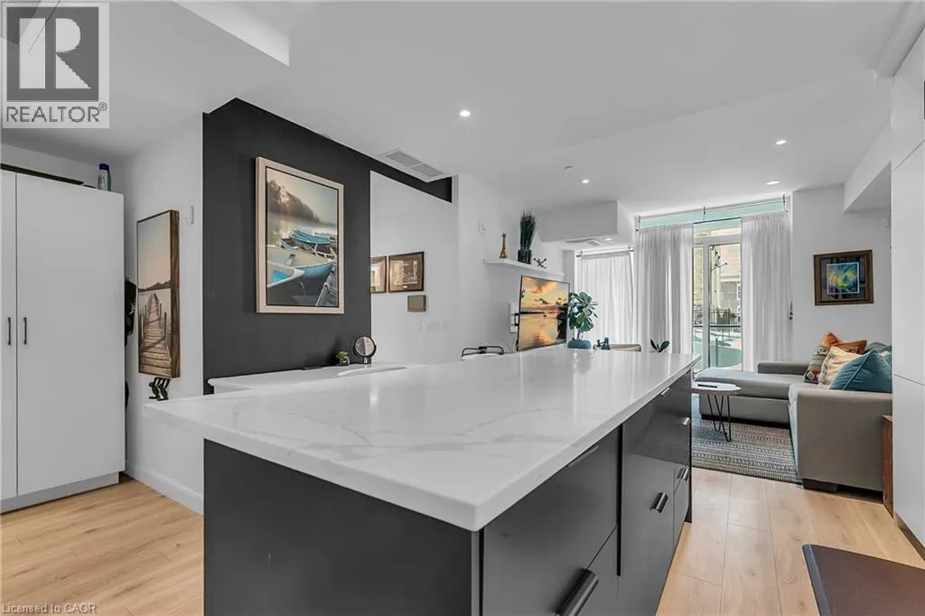 741 KING Street W Unit# 102, #102