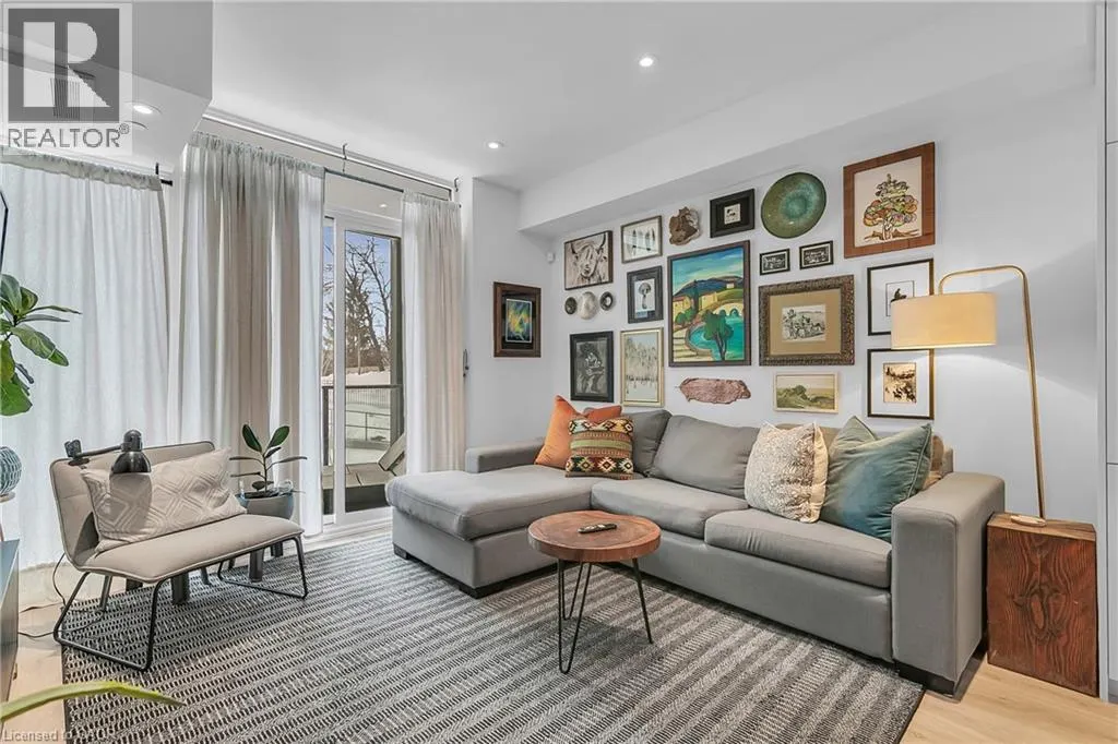 741 KING Street W Unit# 102, #102