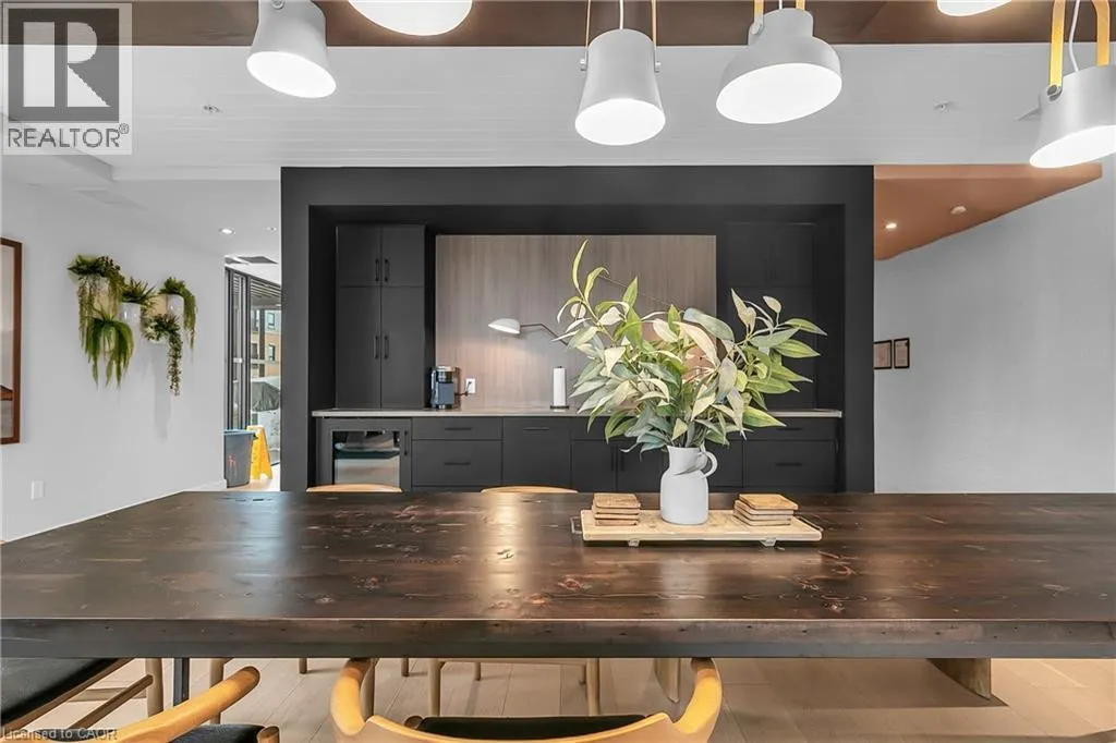 741 KING Street W Unit# 102, #102