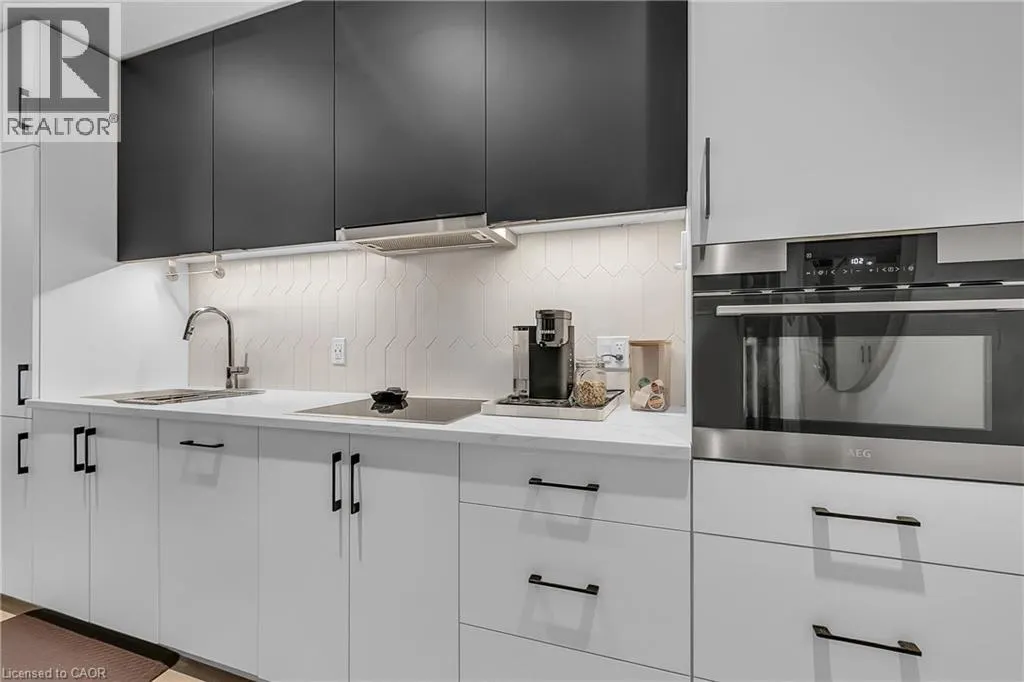 741 KING Street W Unit# 102, #102