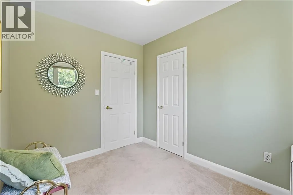 894 BISHOP Place
