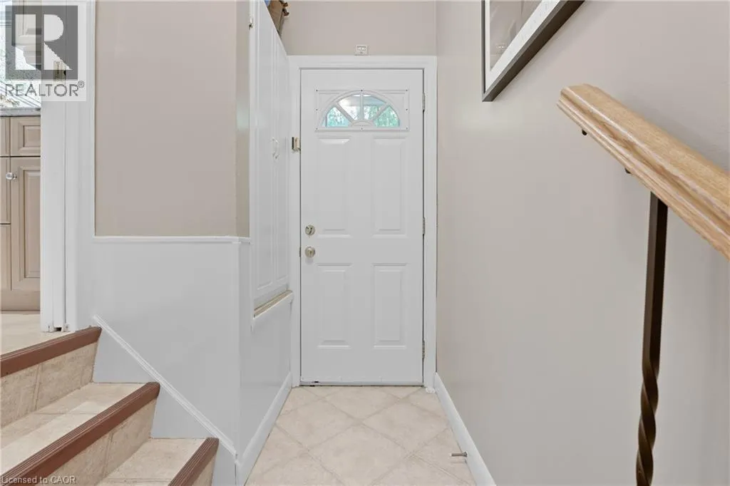 894 BISHOP Place