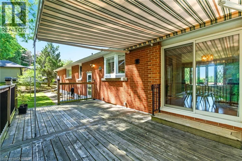 894 BISHOP Place