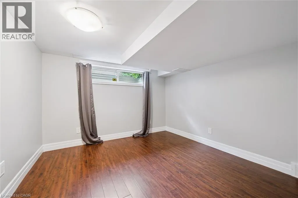 272 HARTWOOD Place