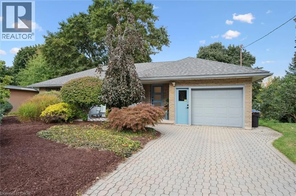 272 HARTWOOD Place