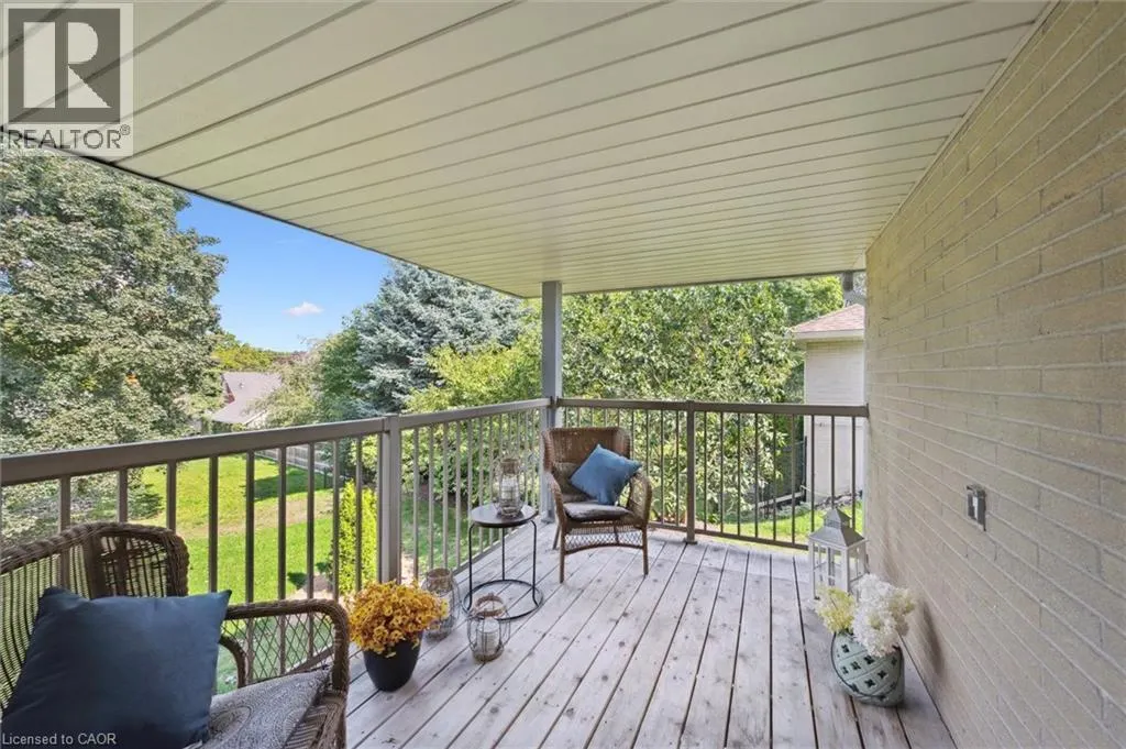 272 HARTWOOD Place