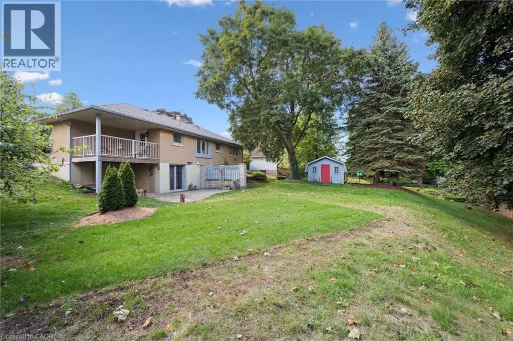 272 HARTWOOD Place