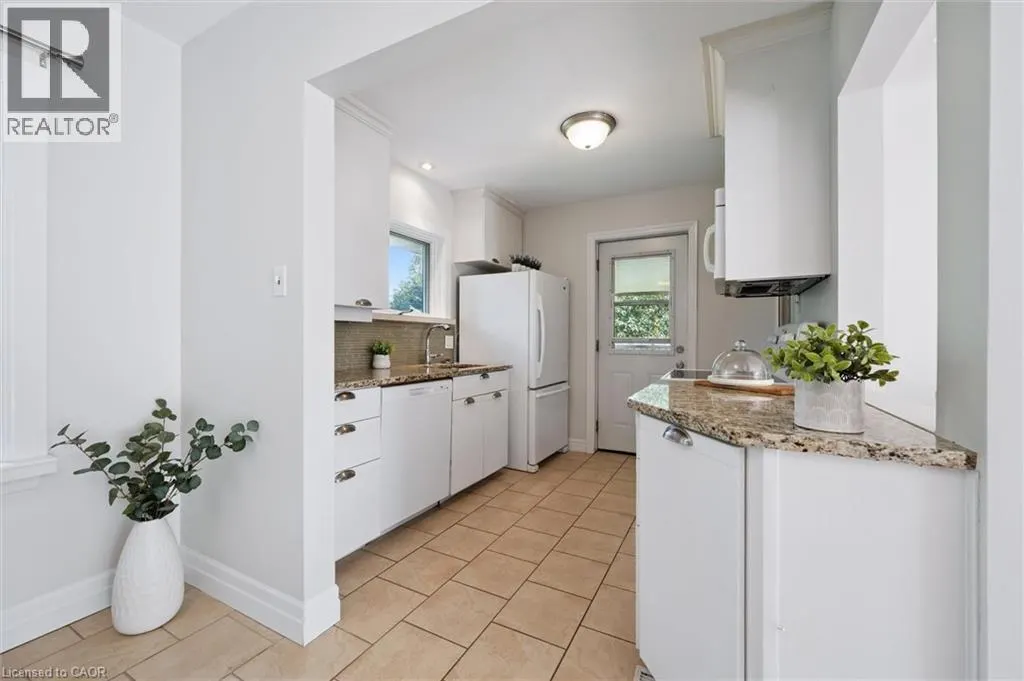 272 HARTWOOD Place
