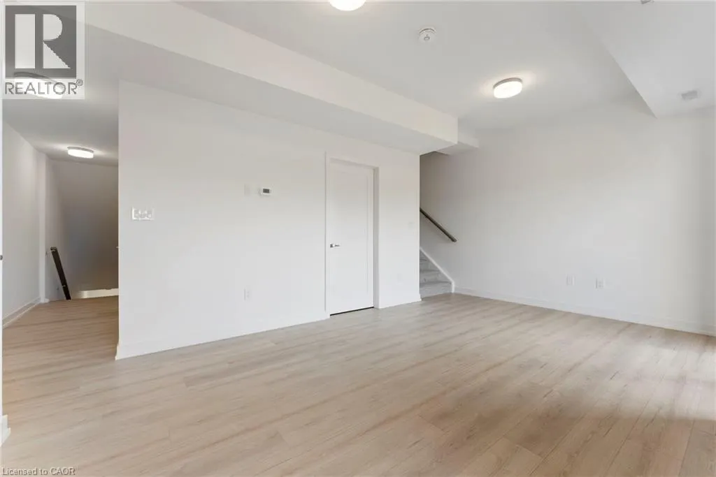 940 ST. DAVID Street N Unit# 80, #80