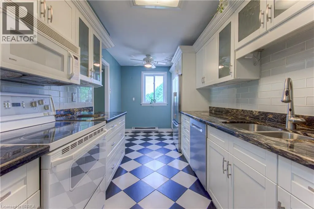 36 HAYHURST Road Unit# 315, #315