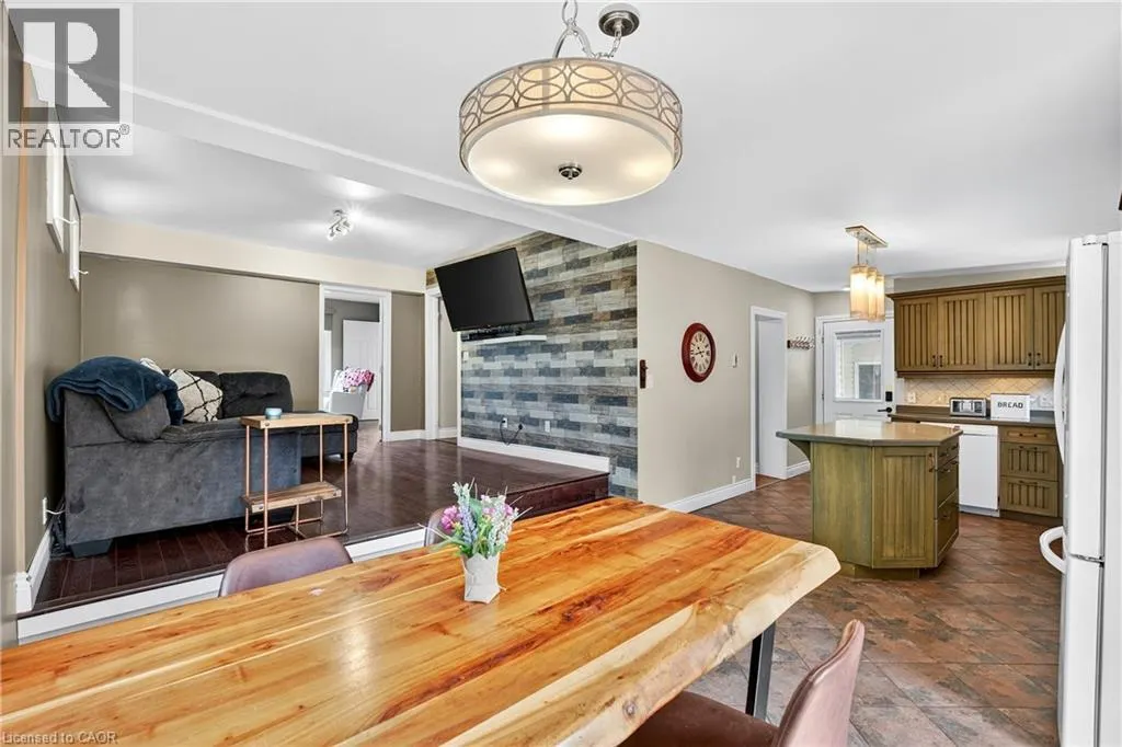 1671 THIRD STREET LOUTH