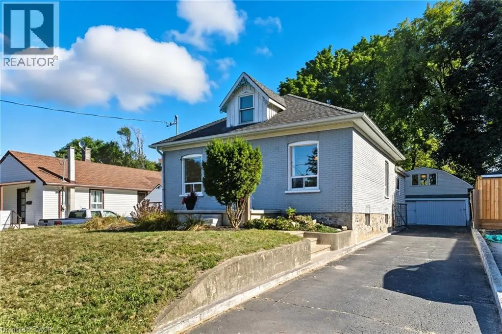 81 BEECH Avenue