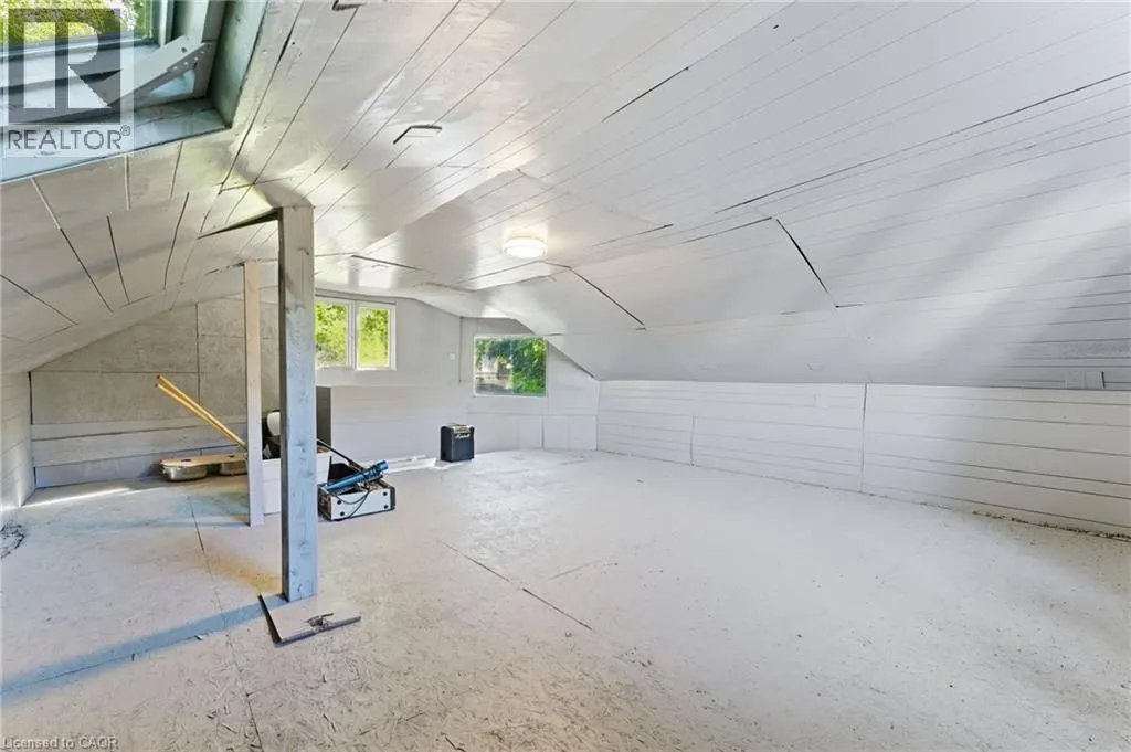 81 BEECH Avenue