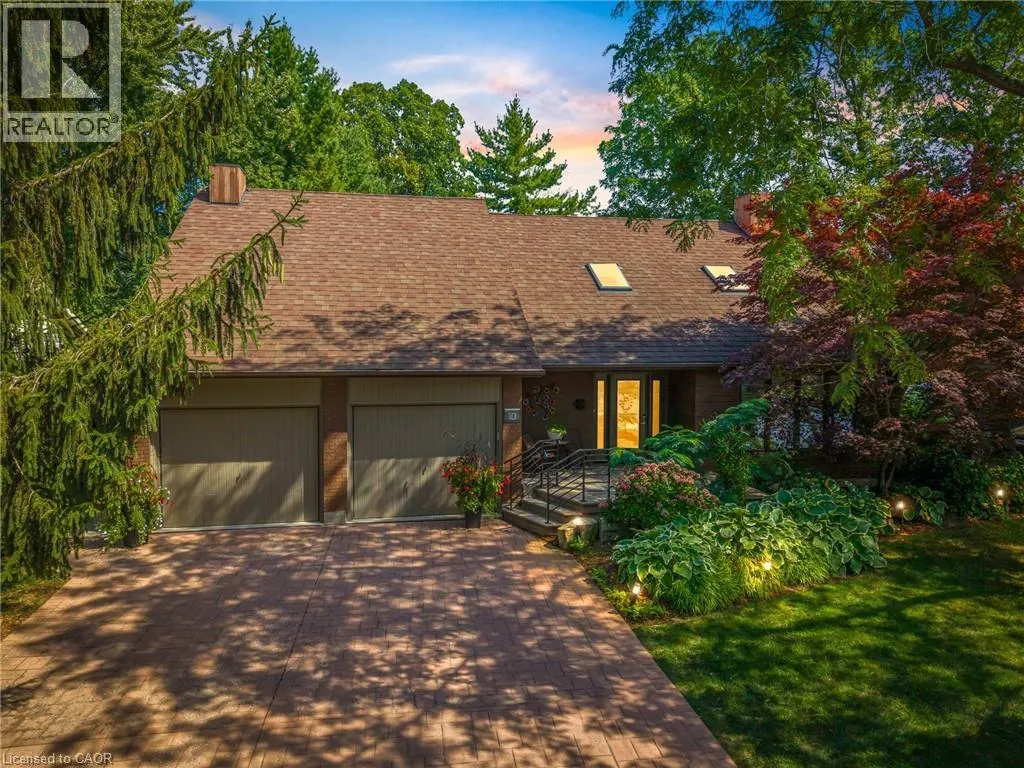 13 OAK Drive