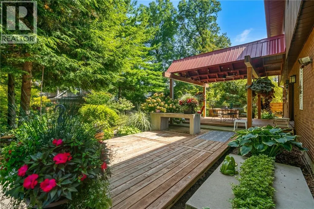 13 OAK Drive