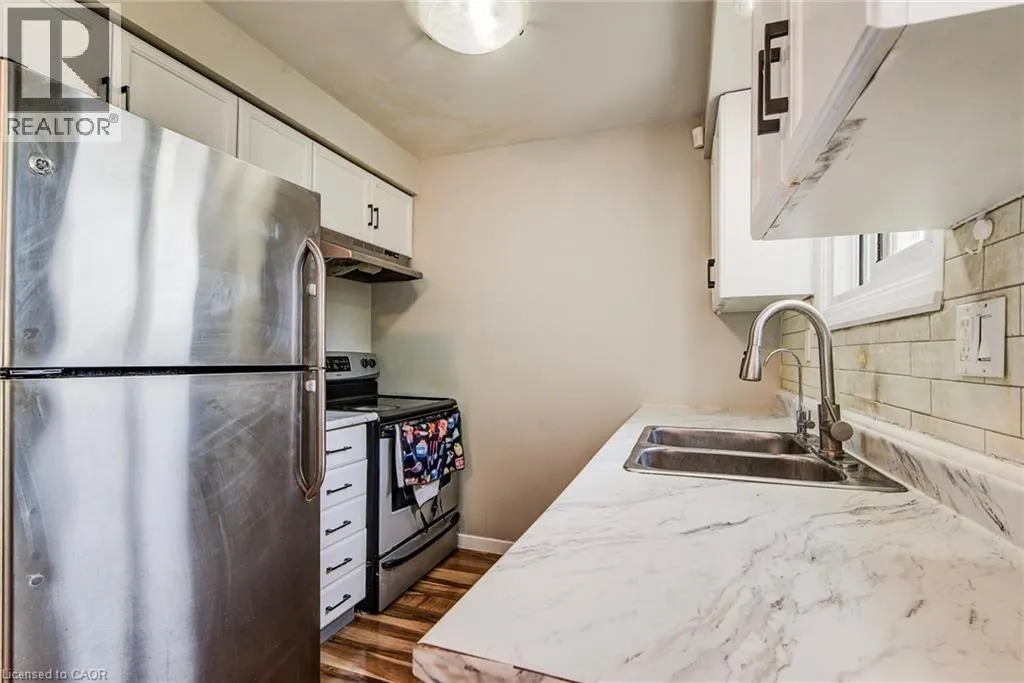 165 GREEN VALLEY Drive Unit# 16, #16