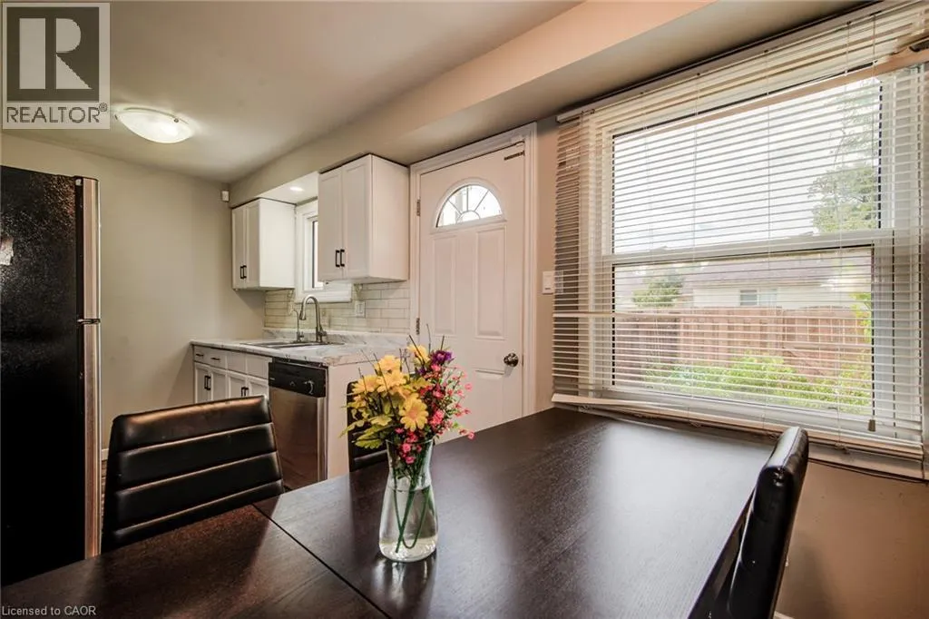 165 GREEN VALLEY Drive Unit# 16, #16