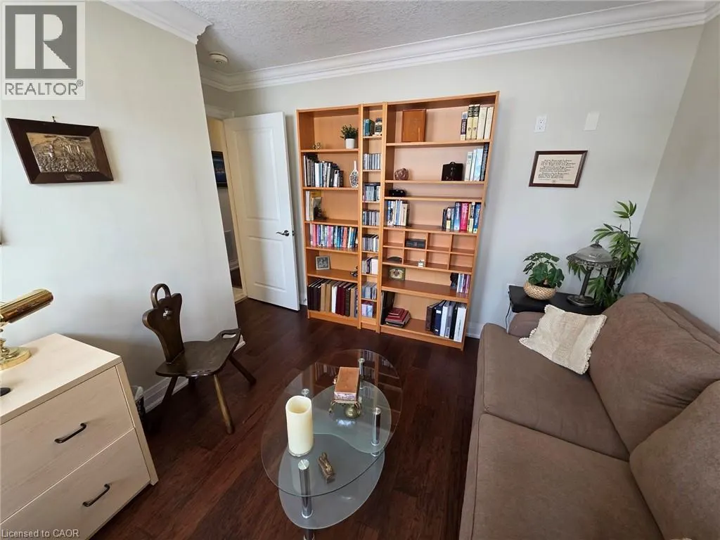 37 BISHOP TONNOS Way