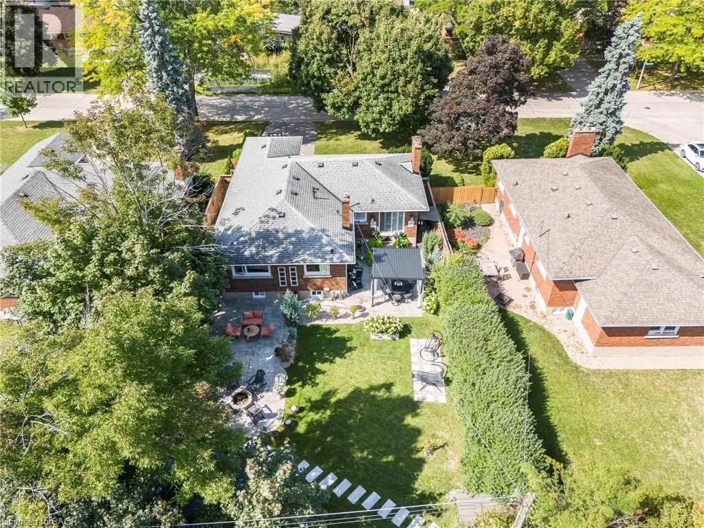 23 WEST HAMPTON Road