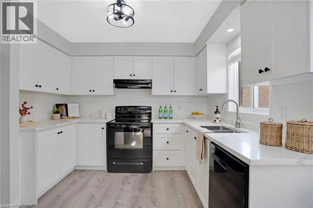 20 ELMA Place