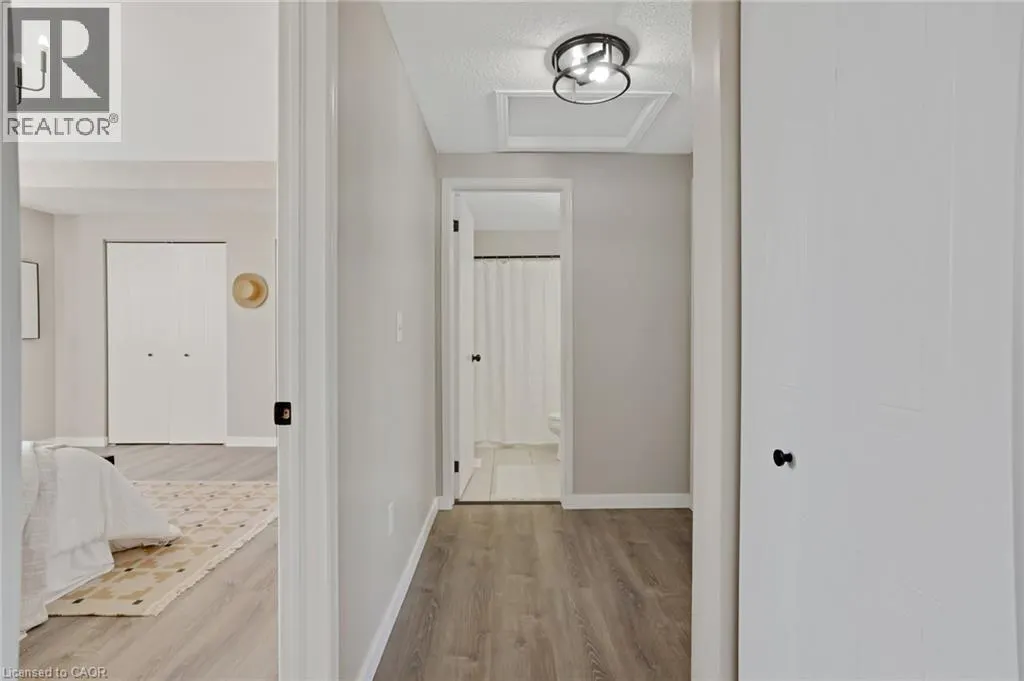 20 ELMA Place
