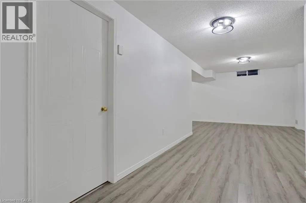 20 ELMA Place