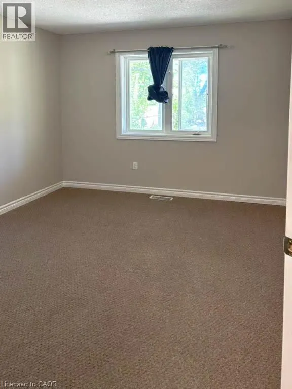 4405 SIMCOE Street