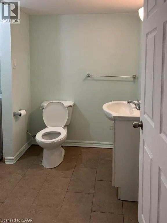 4405 SIMCOE Street