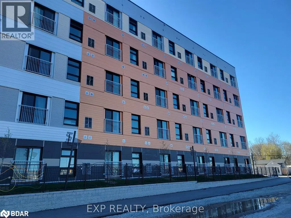 75 BARRIE Road Unit# 412, #412