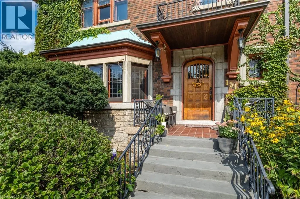 151 DELAWARE Avenue
