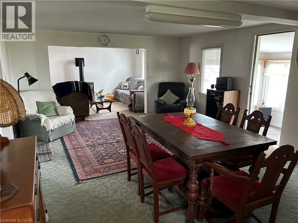 2431 LAKESHORE Road